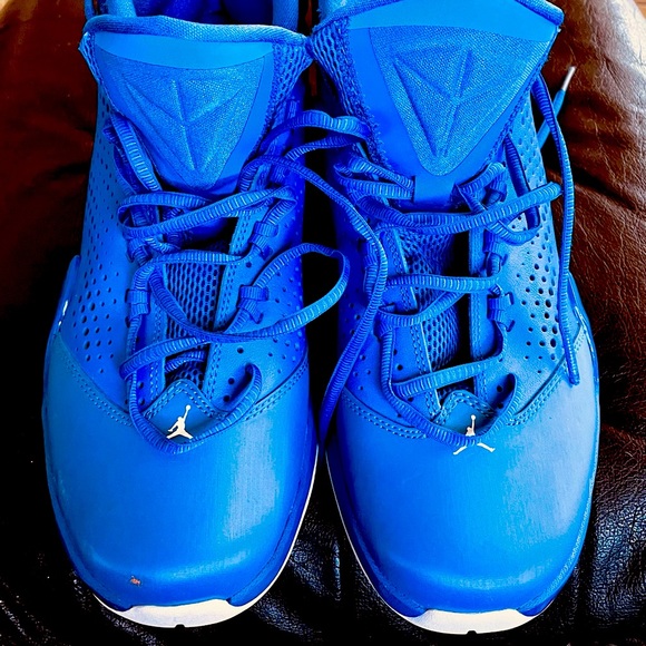 JORDAN AIRS - SIZE 9 - Mens